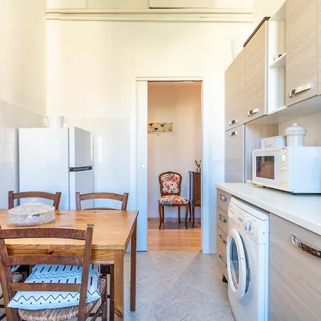 Dome At Apartamento Roma